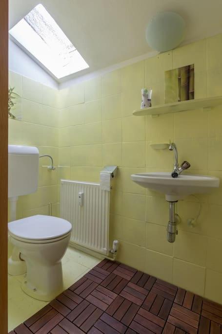 Lovely Spacious 3Room Loft Under Roof-100M2-Touristarea Rauth 外观 照片