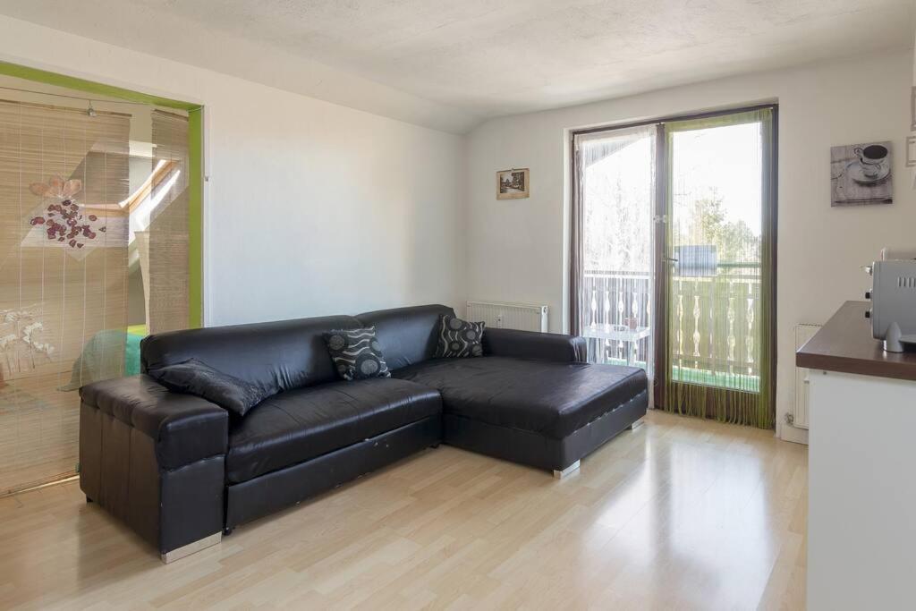 Lovely Spacious 3Room Loft Under Roof-100M2-Touristarea Rauth 外观 照片