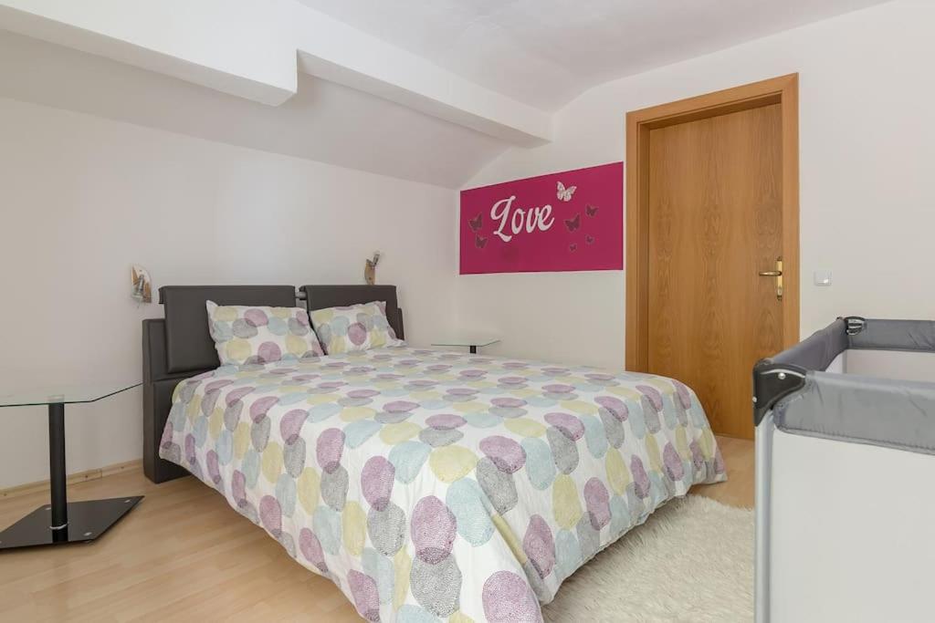 Lovely Spacious 3Room Loft Under Roof-100M2-Touristarea Rauth 外观 照片