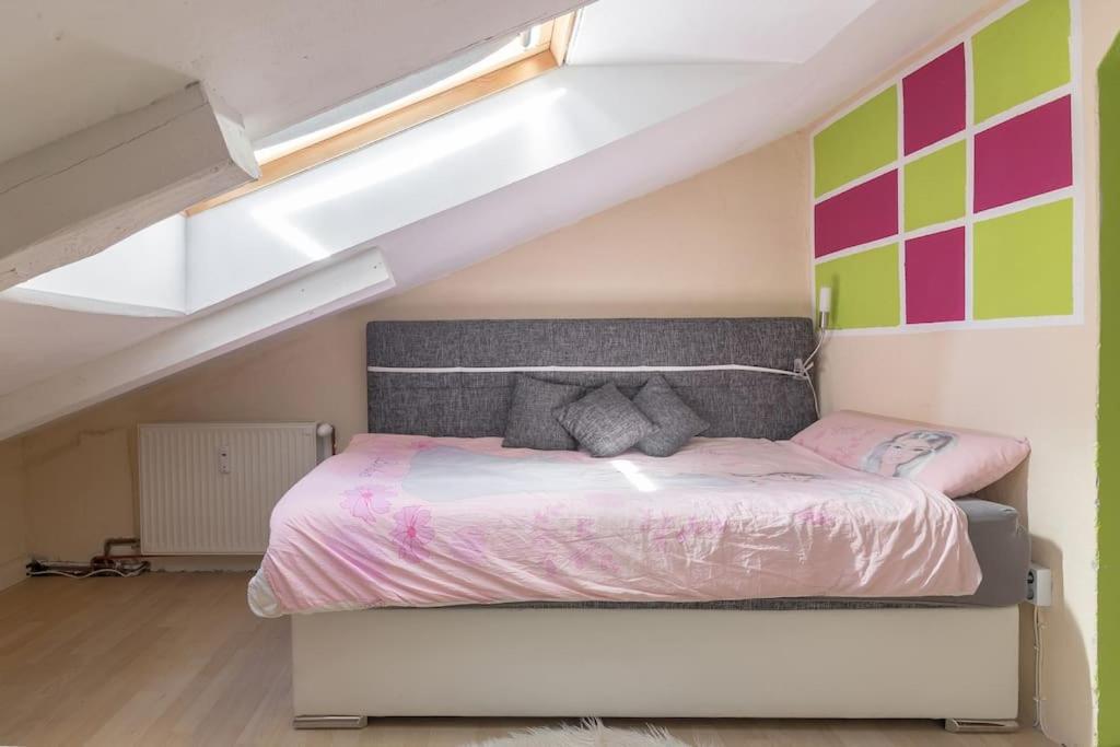 Lovely Spacious 3Room Loft Under Roof-100M2-Touristarea Rauth 外观 照片