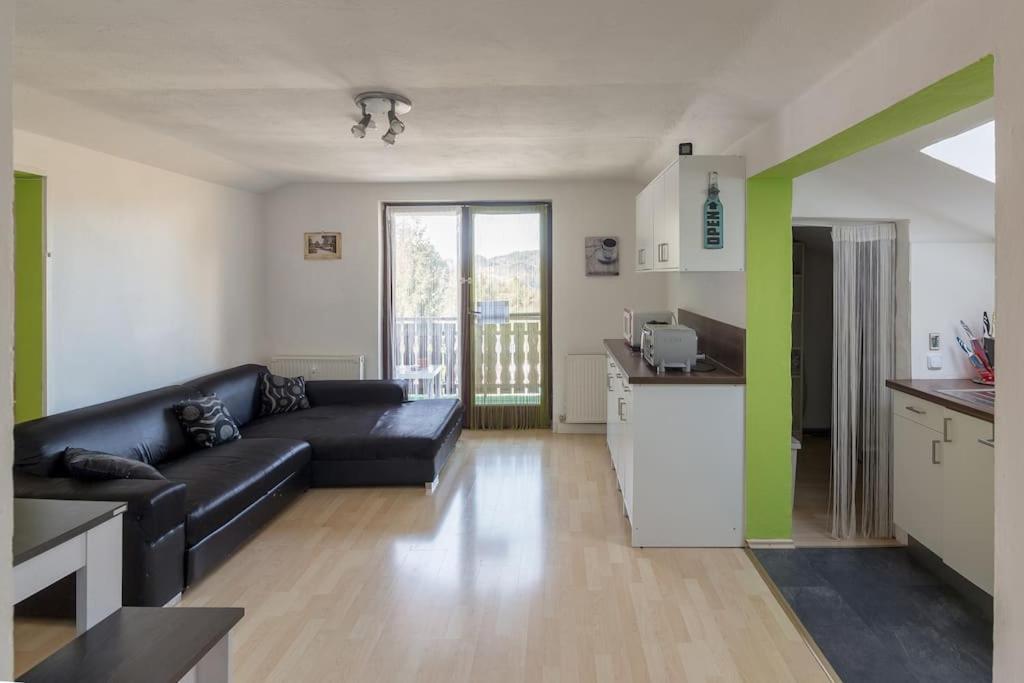Lovely Spacious 3Room Loft Under Roof-100M2-Touristarea Rauth 外观 照片